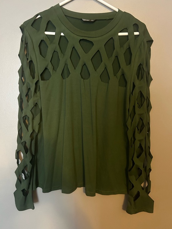 SHEIN Tops - SHEIN Olive Green Lattice Cutout Long Sleeve Top